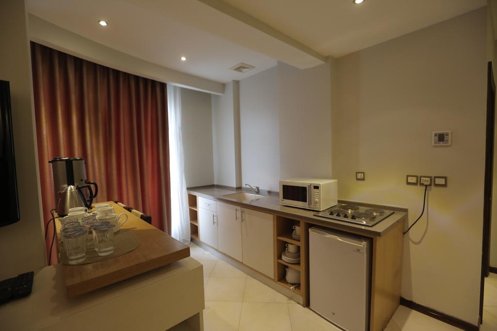 Jabal Hotel